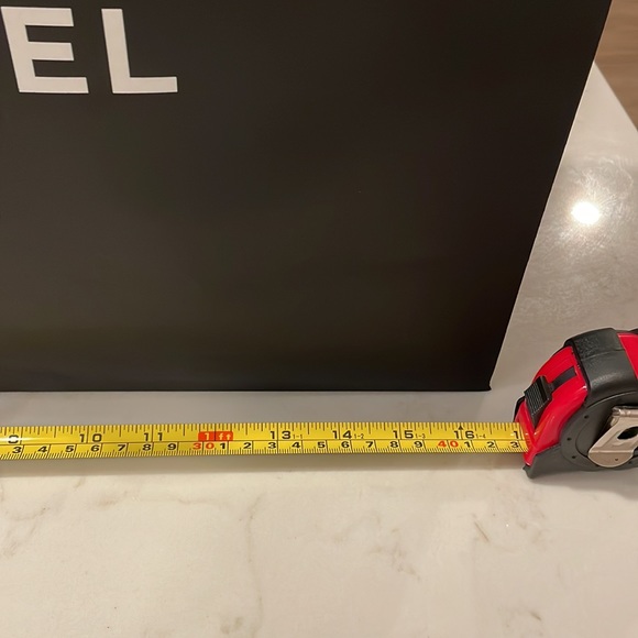 Chanel shopping bag - Picture 3 of 4